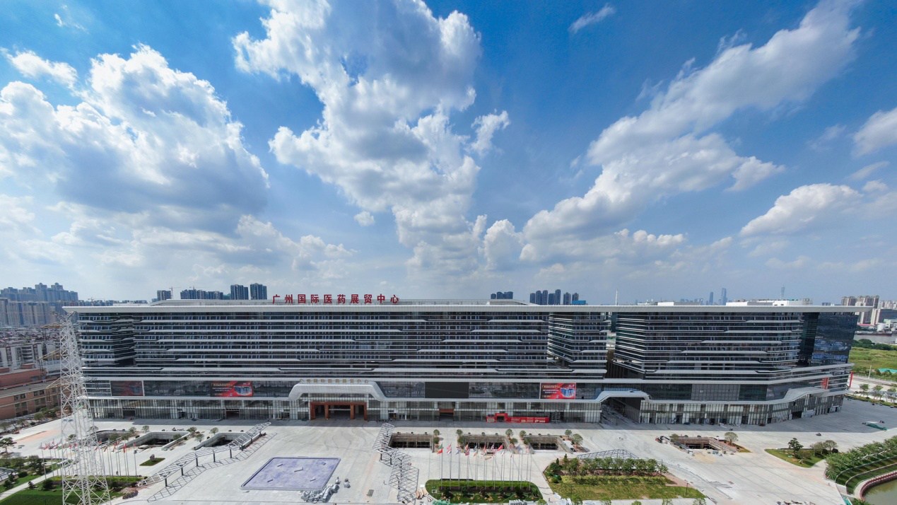 欧斯宝集成吊顶广州国际医药港展贸中心工程案例图